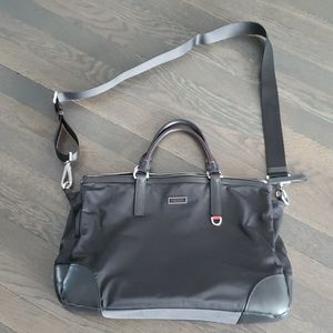 Tumi  briefcase in EUC